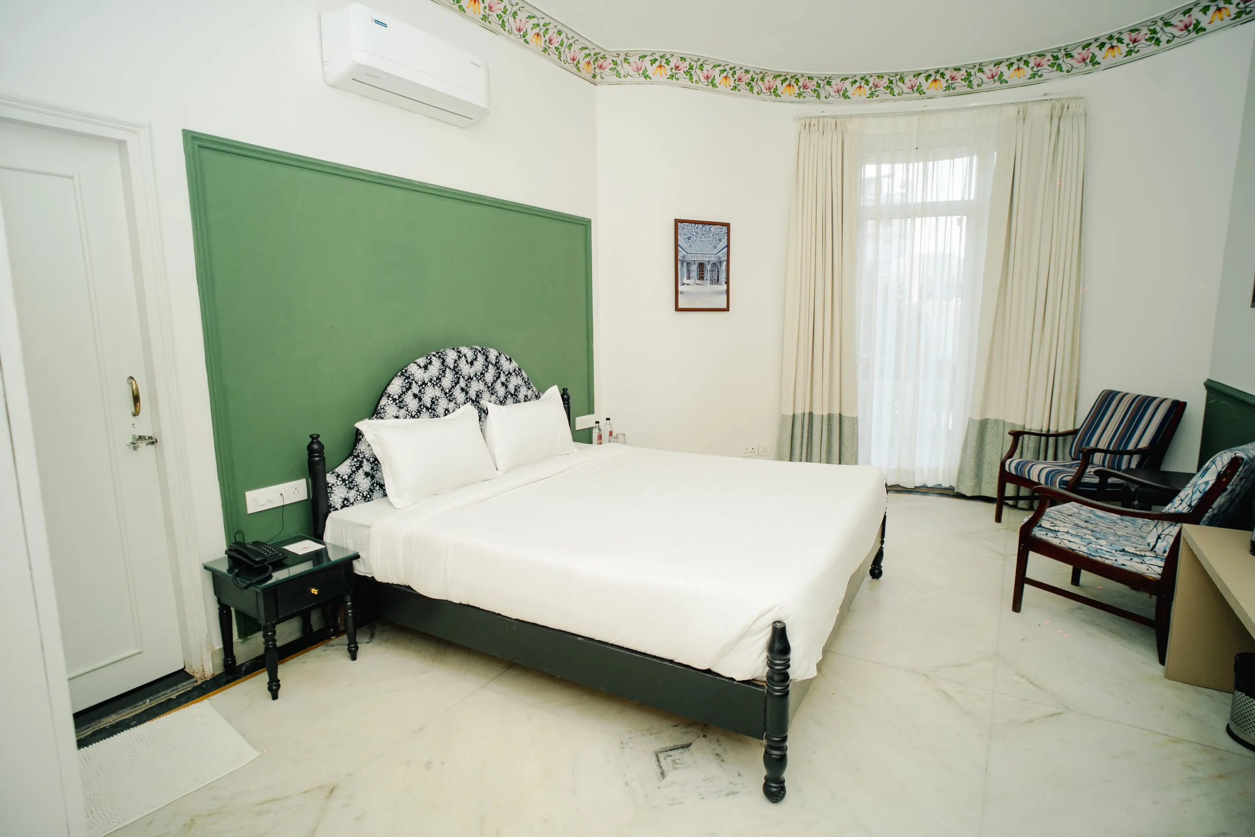 Deluxe Rooms